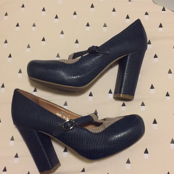 Jeffrey Campbell Mary Jane - Picture 1 of 3